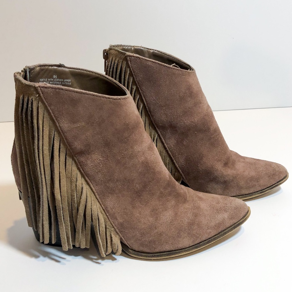 Mossimo Suede Tan Fringe Booties Pointed Toe